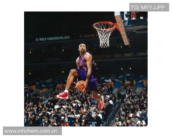 大将军赞卡特运动能力超群许多动作令NBA球员望尘莫及 大将军赞卡特运动能力超群许多动作令NBA球员望尘莫及