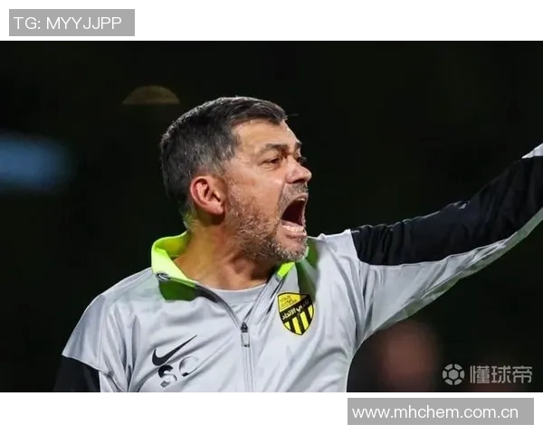 前米兰主帅孔塞桑加盟吉达联合执教本泽马展现新篇章