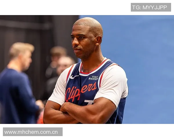 快船官方发布新海报保罗与科林斯携手庆祝胜利展现内外功臣风采