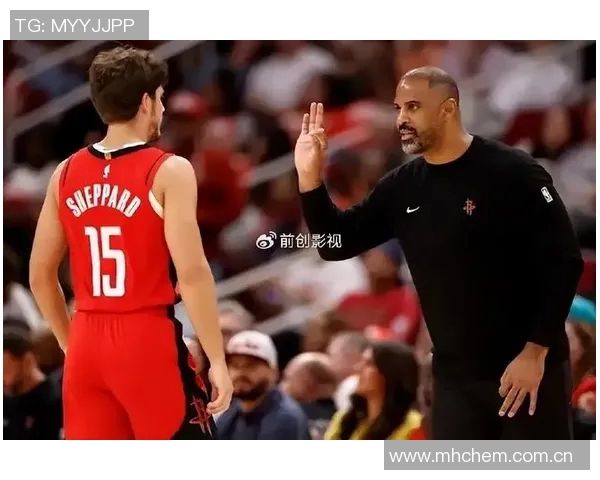 火箭队失误频繁需改进范乔丹在场可缓解全场紧逼压力 火箭队失误频繁需改进范乔丹在场可缓解全场紧逼压力