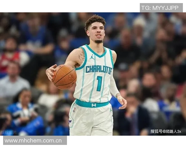 拉梅洛鲍尔表现出色13投8中三分4中8砍下20分助攻6次正负值高达27