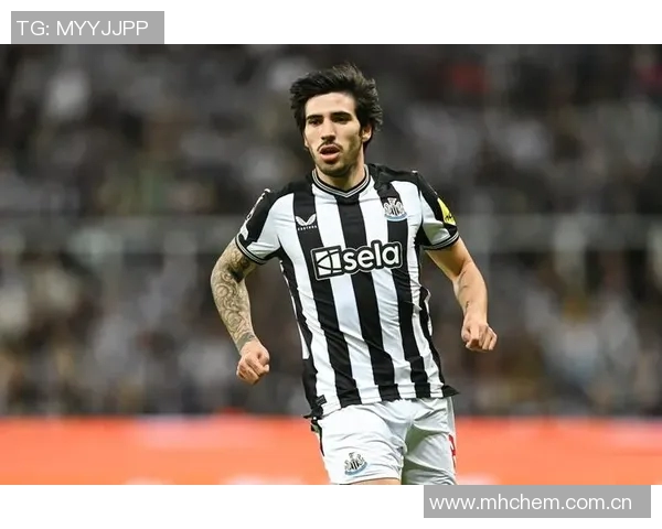 纽卡斯尔签约15岁天才中卫交易金额达375万镑加奖金 纽卡斯尔签约15岁天才中卫交易金额达375万镑加奖金