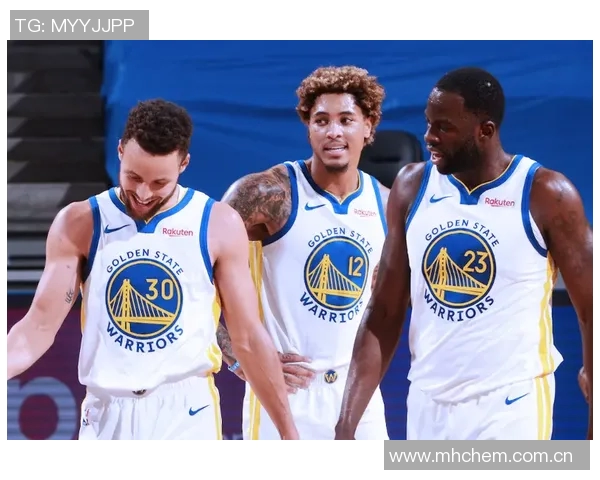 名嘴分析科尔对库明加的信任提升勇士本赛季有望与雷霆一较高下 名嘴分析科尔对库明加的信任提升勇士本赛季有望与雷霆一较高下