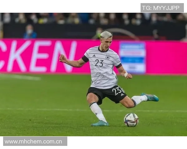 施洛特贝克续约合同已送达但希望先评估多特本赛季表现