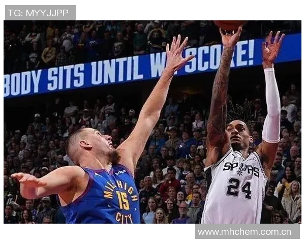 NBA精彩回顾雷霆大胜太阳湖人轻松战胜独行侠快船击败灰熊展现强势表现