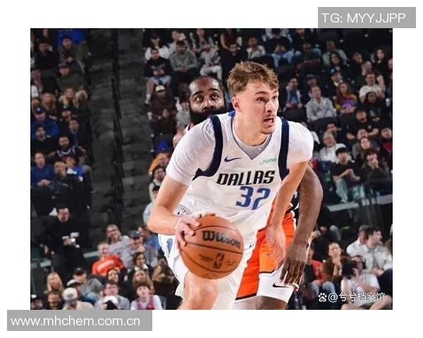 快船替补得分惨淡仅12分独行侠替补火力全开31分差距明显 快船替补得分惨淡仅12分独行侠替补火力全开31分差距明显