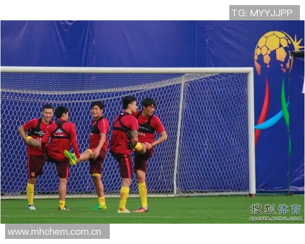 尤文图斯训练动态麦肯尼与小孔塞桑独自备战布雷默热格罗瓦暂时休息 尤文图斯训练动态麦肯尼与小孔塞桑独自备战布雷默热格罗瓦暂时休息