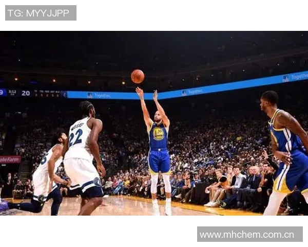 普理查德半场表现出色8投5中三分球命中率高达667贡献12分1篮板3助攻