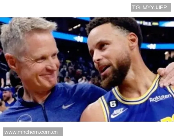 库里解读独特阵容背后的科尔战术理念球员们已习惯这种灵活打法 库里解读独特阵容背后的科尔战术理念球员们已习惯这种灵活打法