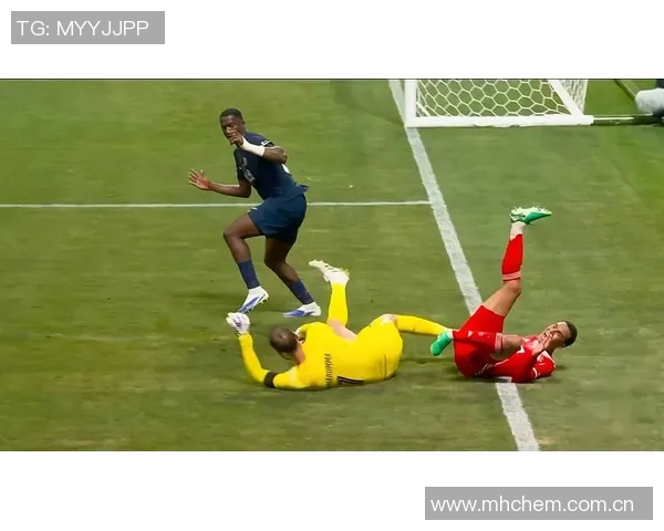 法媒报道帕梅卡诺若不续约拜仁巴黎有意报价争夺