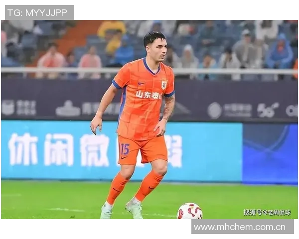 瓦科荣膺中超赛季最佳球员泰山队续约前景乐观 瓦科荣膺中超赛季最佳球员泰山队续约前景乐观