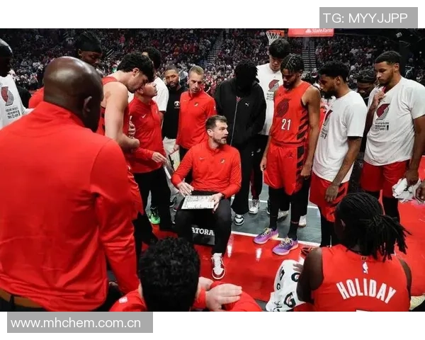 邓顿计划分阶段收购开拓者队以增强球队实力 邓顿计划分阶段收购开拓者队以增强球队实力